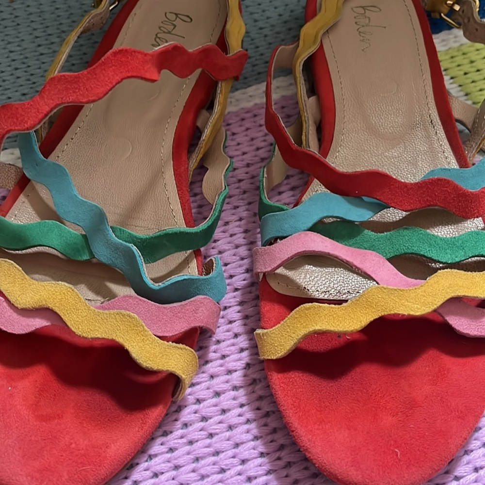 Boden suede sandals ribbon Rick rack ric rack pink red blue yellow green size 7 - Picture 2 of 4